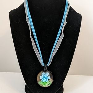 🌞 3/$15 - Glass Blue Flower Pendant Necklace